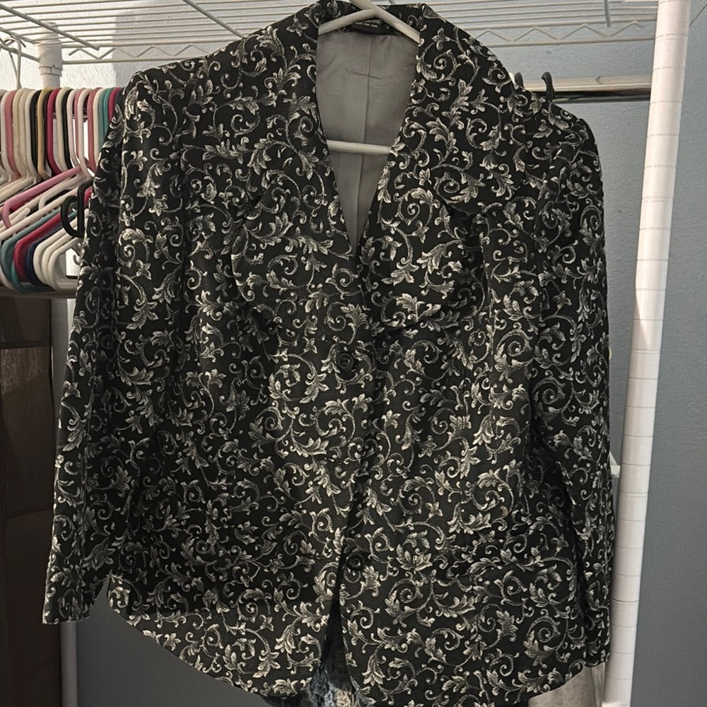 GNW Black and White Patterned Blazer